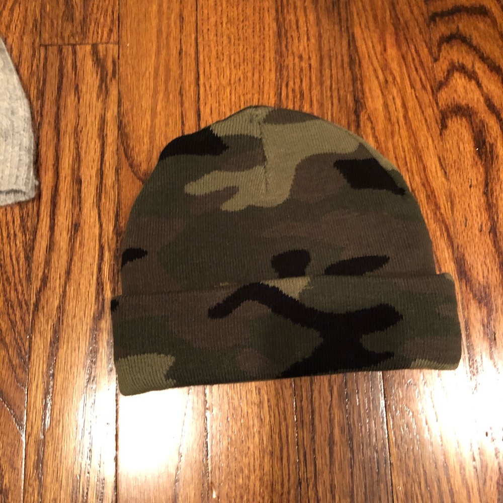Old Navy camo beanie